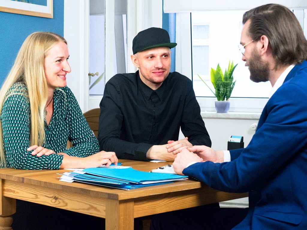 Paarberatung und Coaching Berlin: Ein Paar beim Erstgespräch